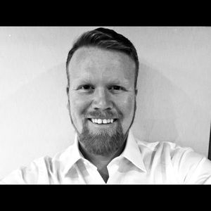 Meet your Posher, Christopher